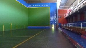 Bizkaia mano mano Zeanuri
