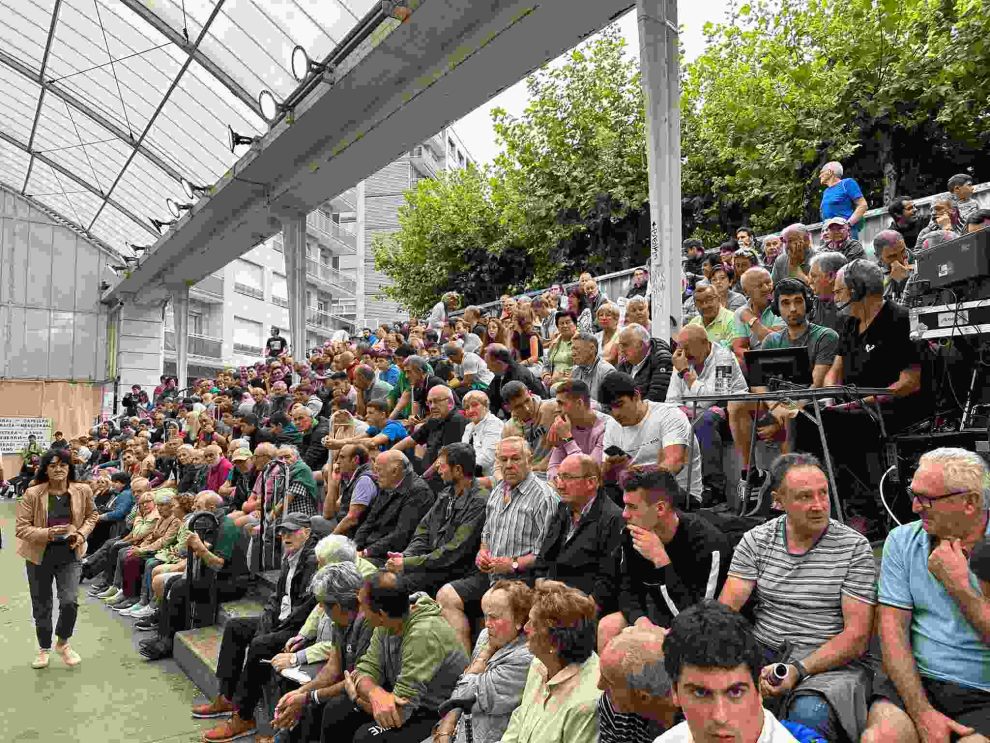 semifinales rojo vivo antiguo