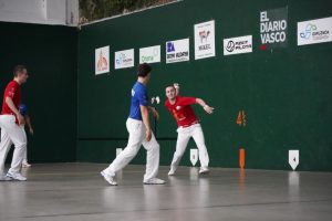 txapela segundo año antiguo