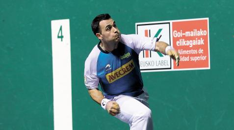 jaka deja fuera campeón