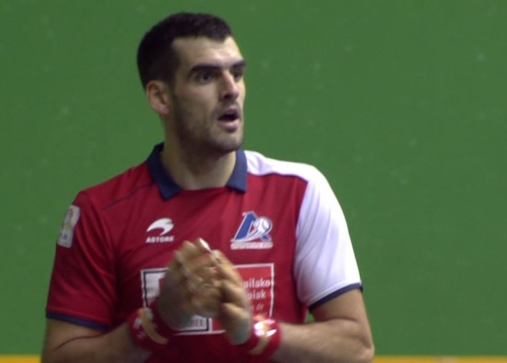 ezkurdia rezusta enganchados lucha