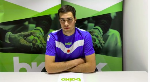 ugartemendia continuará filas baiko