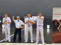 noche dinastia etxabe zumaia