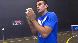 larrazabal gana mínima jaka