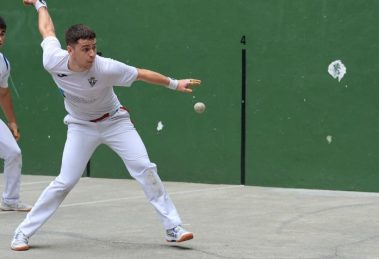 zarautz deja duelos importantes