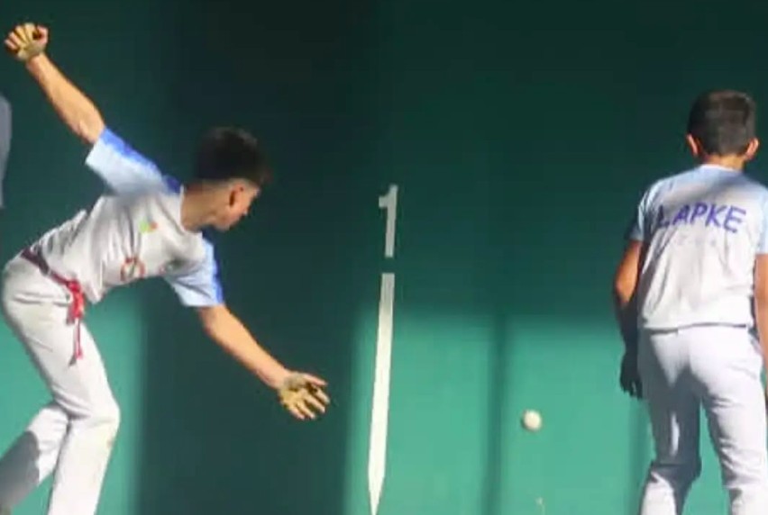 lapke arranca defensa txapela triunfo